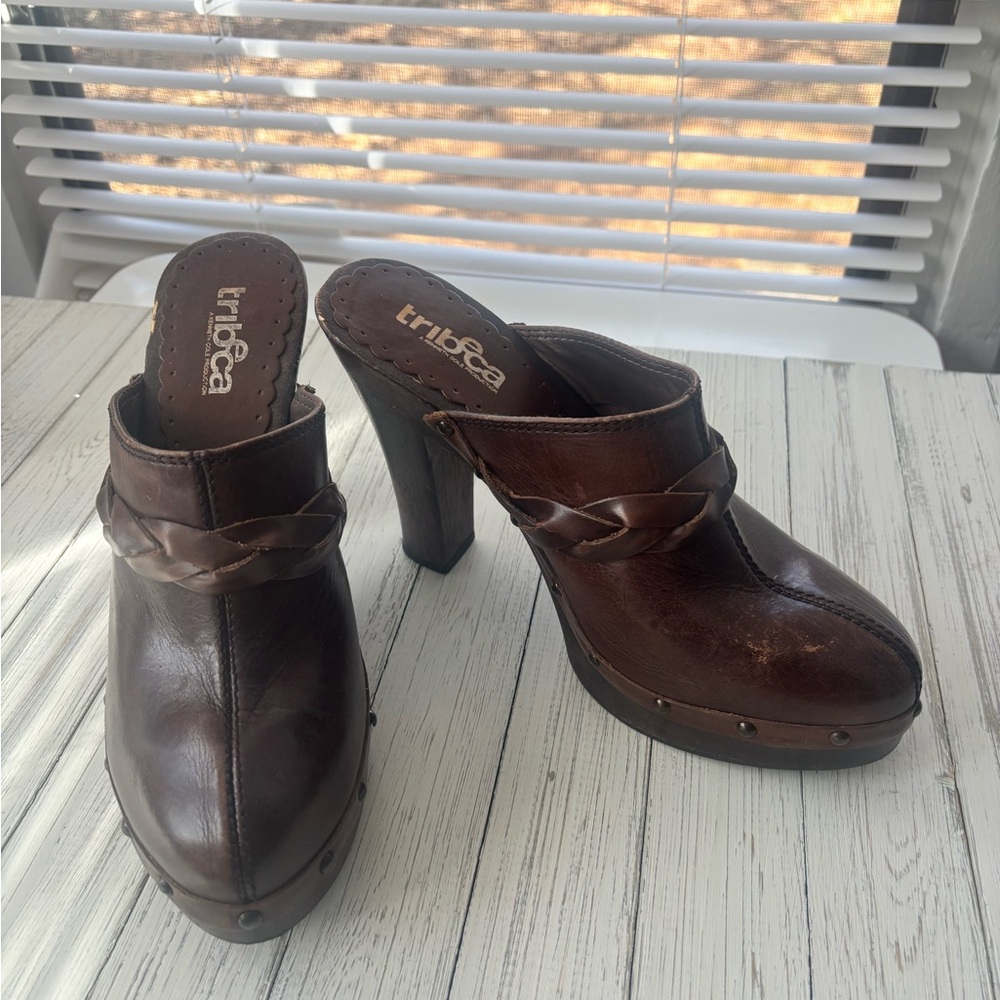 Tribeca by Kenneth Cole Dark Brown Leather Mules